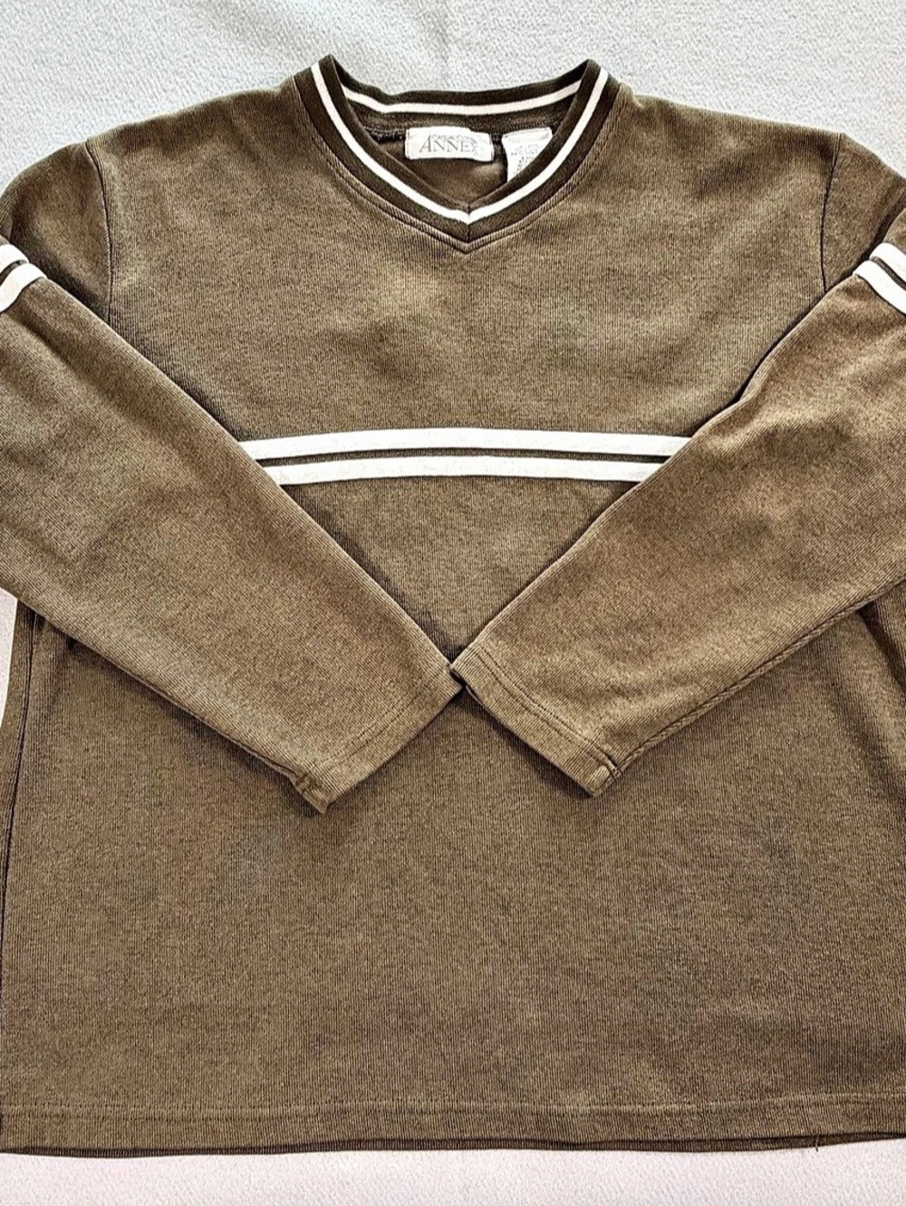 Annex Striped V-Neck Top in Brown Size Large